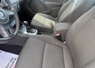 2017 Volkswagen Tiguan in Phoenix, AZ 85022 - 18153510 9