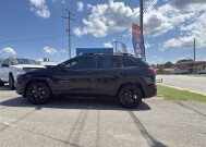 2018 Jeep Cherokee in Conway, AR 72032 - 18153546 14