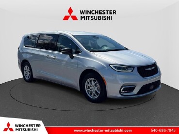 2024 Chrysler Pacifica in Winchester, VA 22602