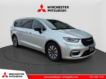 2024 Chrysler Pacifica in Winchester, VA 22602