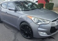 2017 Hyundai Veloster in Mesa, AZ 85212 - 18153607 3