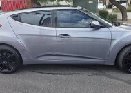 2017 Hyundai Veloster in Mesa, AZ 85212 - 18153607 4