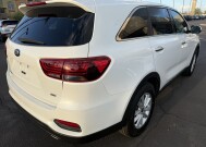 2019 Kia Sorento in Phoenix, AZ 85022 - 18153614 4