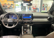 2024 Chevrolet Colorado in Burlington, WI 53105 - 18153616 12