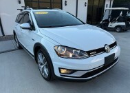 2017 Volkswagen Golf in Knoxville, TN 37920 - 18153618 3