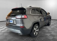 2019 Jeep Cherokee in Burlington, WI 53105 - 18153657 5