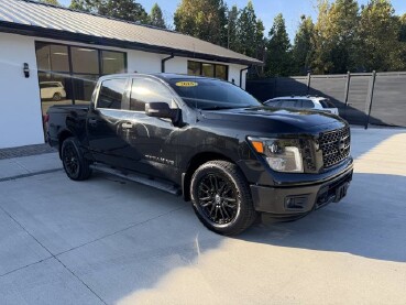 2018 Nissan Titan in Knoxville, TN 37920