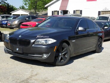 2013 BMW 528i xDrive in Flowery Branch, GA 30542