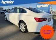 2018 Chevrolet Malibu in Conway, AR 72032 - 18153736 3