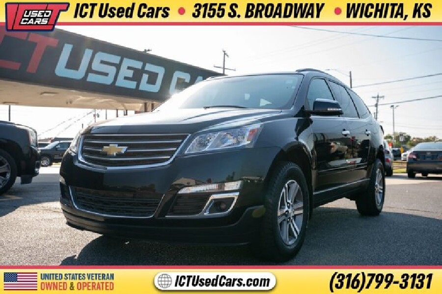 2017 Chevrolet Traverse in Wichita, KS 67216 - 18153750