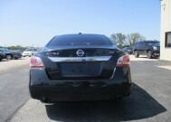 2015 Nissan Altima in Oak Grove, MO 64075 - 18153822 6