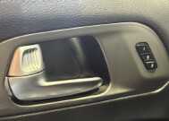 2025 Chrysler Pacifica in Burlington, WI 53105 - 18153915 33