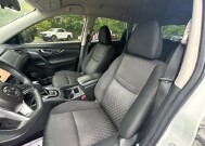 2017 Nissan Rogue in Marysville, OH 43040 - 18153920 14