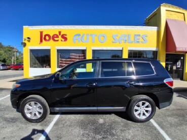 2012 Toyota Highlander in Indianapolis, IN 46222-4002