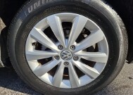 2013 Volkswagen Beetle in Knoxville, TN 37912 - 18154017 7