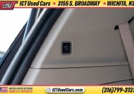 2024 Chrysler Pacifica in Wichita, KS 67216 - 18154029 6