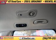 2024 Chrysler Pacifica in Wichita, KS 67216 - 18154029 27