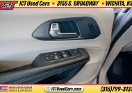 2024 Chrysler Pacifica in Wichita, KS 67216 - 18154029 17