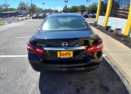 2017 Nissan Altima in Indianapolis, IN 46222-4002 - 18154077 4