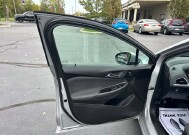 2019 Chevrolet Cruze in Marysville, OH 43040 - 18154095 8