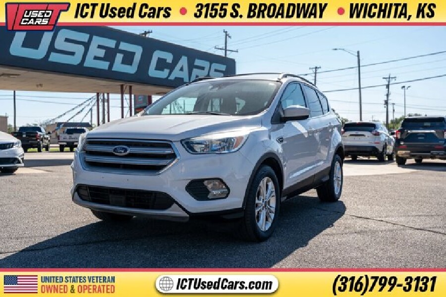 2018 Ford Escape in Wichita, KS 67216 - 18154319