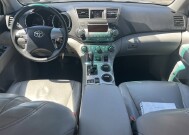2012 Toyota Highlander in Nashville, TN 37211-5205 - 1847680 10