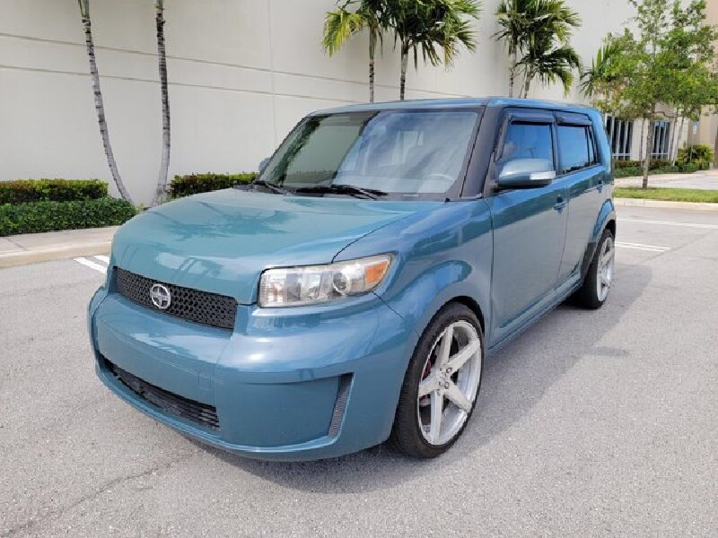 2010 Scion xB in Pompano Beach, FL 33064 - 1853874