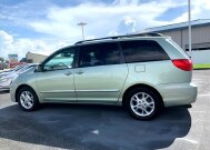 2006 Toyota Sienna in Maitland, FL 32751 - 1882630 26