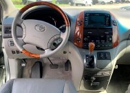 2006 Toyota Sienna in Maitland, FL 32751 - 1882630 12