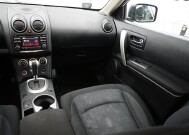 2015 Nissan Rogue in Cincinnati, OH 45251-2402 - 2011398 22