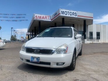 2011 Kia Sedona in Tucson, AZ 85712-4825