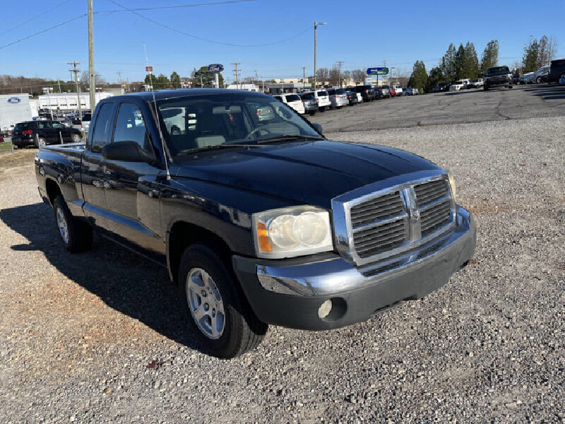 2005 Dodge Dakota in Hickory, NC 28602 - 2035307
