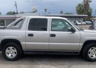 2004 Chevrolet Avalanche in Tucson, AZ 85712-4825 - 2035349 4