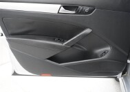 2013 Volkswagen Passat in Cincinnati, OH 45251-2402 - 2056227 32