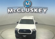 2017 Toyota Tacoma in Cincinnati, OH 45251-2402 - 2058302 23