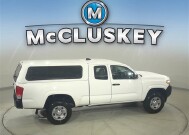 2017 Toyota Tacoma in Cincinnati, OH 45251-2402 - 2058302 17