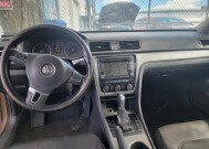 2015 Volkswagen Passat in Pompano Beach, FL 33064 - 2074144 4