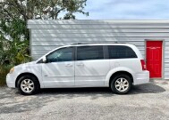 2008 Chrysler Town & Country in Hudson, FL 34669 - 2076995 22