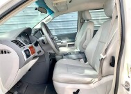 2008 Chrysler Town & Country in Hudson, FL 34669 - 2076995 27