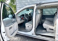 2008 Chrysler Town & Country in Hudson, FL 34669 - 2076995 26