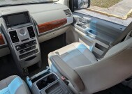 2008 Chrysler Town & Country in Hudson, FL 34669 - 2076995 14