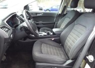 2015 Ford Edge in Warren, OH 44484 - 2077559 21