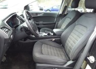 2015 Ford Edge in Warren, OH 44484 - 2077559 9