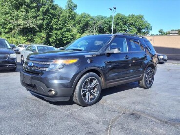 2015 Ford Explorer in Warren, OH 44484