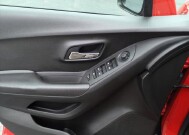 2015 Chevrolet Trax in Warren, OH 44484 - 2085713 9
