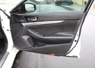 2016 Nissan Maxima in Decatur, GA 30032 - 2113251 120