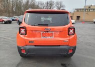 2015 Jeep Renegade in Warren, OH 44484 - 2116355 4