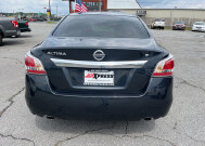 2015 Nissan Altima in North Little Rock, AR 72117-1620 - 2140956 9