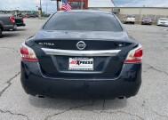 2015 Nissan Altima in North Little Rock, AR 72117-1620 - 2140956 8