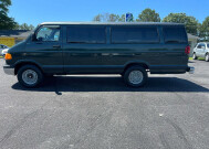 2000 Dodge B3500 in Hickory, NC 28602 - 2181360 1